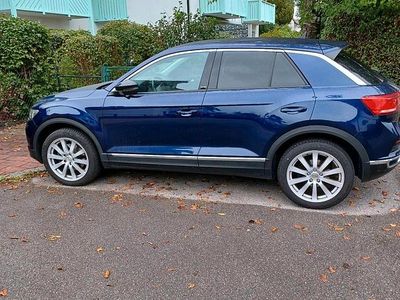 Gebraucht VW T-Roc United 150 PS (110 kW) 2020 Blau SUV