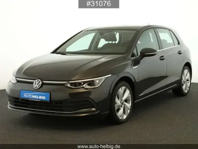 Gebraucht VW Golf VIII Style 150 PS (110 kW) 2024 Grau Limousine