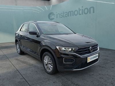 Second-hand VW T-Roc Style 110 CP (80 kW) 2022 Negru SUV
