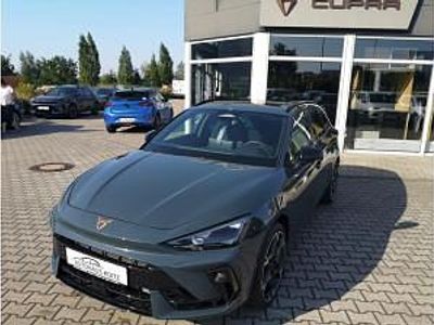 Neu Cupra Leon VZ 333 PS (244 kW) 2025 Blau (fjordblau) Kombi