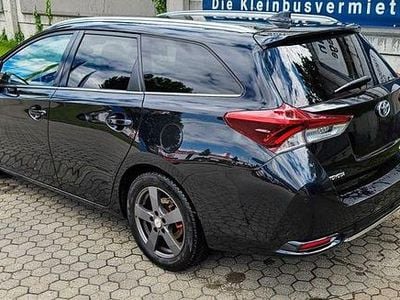Toyota Auris Touring Sports