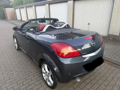 Gebraucht Opel Tigra 125 PS (91 kW) 2009 Blau Cabrio