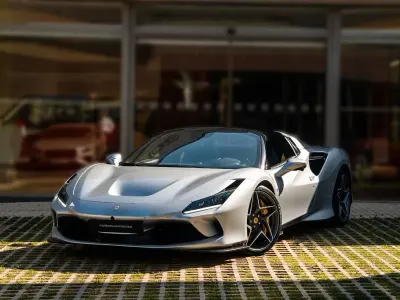 Gebraucht Ferrari F8 720 PS (529 kW) 2022 Grau Cabrio