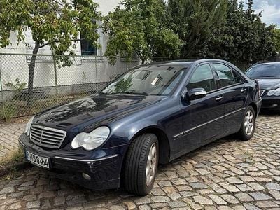 Mercedes C240