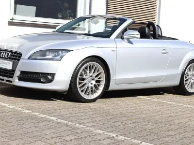 Gebraucht Audi TT Roadster S-Line 200 PS (147 kW) 2008 Eissilber Cabrio
