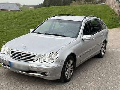 Gebraucht Mercedes C320 Elegance 218 PS (160 kW) 2004 Silber Kombi