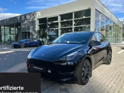 Gebraucht Tesla Model Y Performance 321 kW (437 PS) 2022 Schwarz SUV