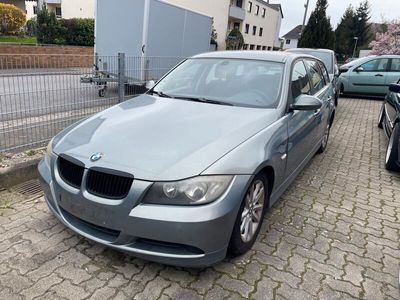 gebraucht BMW 320 i Kombi