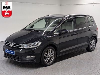 Schwarz (tiefschwarzmet.) Gebraucht 2016 VW Touran Highline Van / Kleinbus | 19.980 € (Fairer Preis)