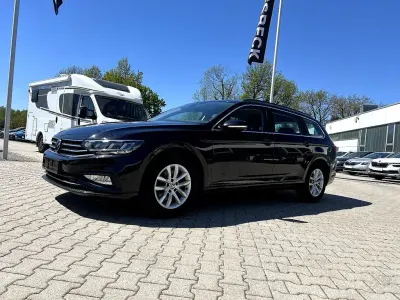 Usata VW Passat Business 150 CV (110 kW) 2023 Nero Station wagon