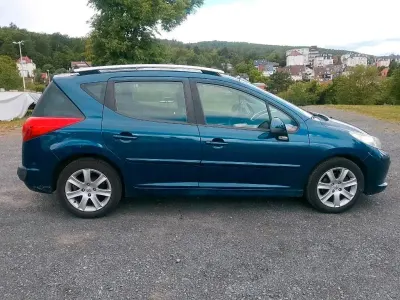 Gebraucht Peugeot 207 120 PS (88 kW) 2008 Blau Kleinwagen