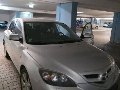 Gebraucht Mazda 3 Exclusive-Line 105 PS (77 kW) 2009 Silber Limousine