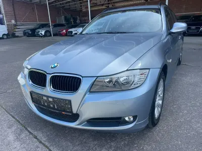 Gebraucht BMW 316 Advantage 122 PS (89 kW) 2009 Blau Kombi