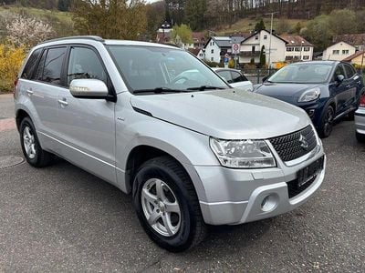 Gebraucht Suzuki Grand Vitara 129 PS (94 kW) 2012 Grau SUV