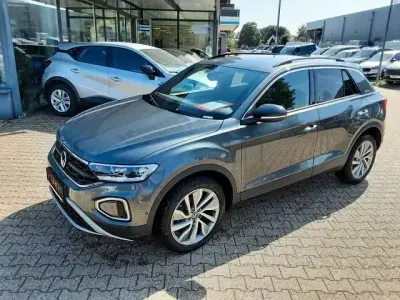 Gebraucht VW T-Roc Goal 116 PS (85 kW) 2025 Indiumgrau (metallic) SUV