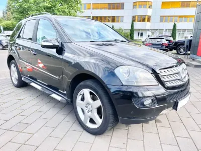 Gebraucht Mercedes ML320 224 PS (164 kW) 2006 Schwarz SUV