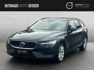 Gebraucht Volvo V60 Core 197 PS (144 kW) 2025 Blau Kombi