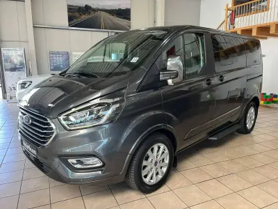 Gebraucht Ford Tourneo Custom Titanium X 170 PS (125 kW) 2019 Magneticgrau (metallic) Van