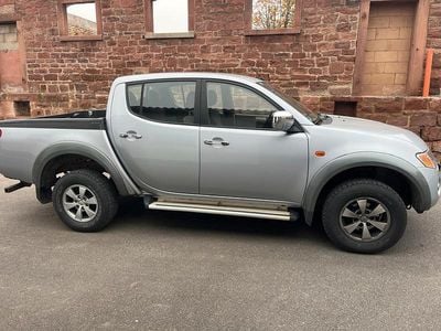 Mitsubishi L200