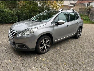 Grau Gebraucht 2014 Peugeot 2008 Allure SUV | 6.200 € (Fairer Preis)