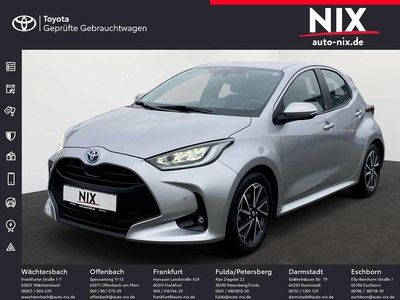 Gebraucht Toyota Yaris Hybrid Basis 116 PS (85 kW) 2022 Shimmering silver metallic Limousine