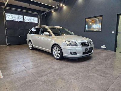 Gebraucht Toyota Avensis 147 PS (108 kW) 2007 Silber Kombi