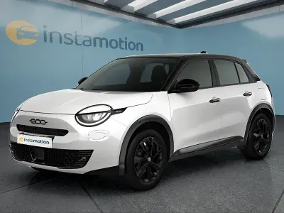 Neu Fiat 600 Street 101 PS (74 kW) 2026 Weiß SUV