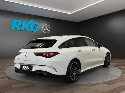 Gebraucht Mercedes CLA200 Shooting Brake 163 PS (119 kW) 2026 Kombi