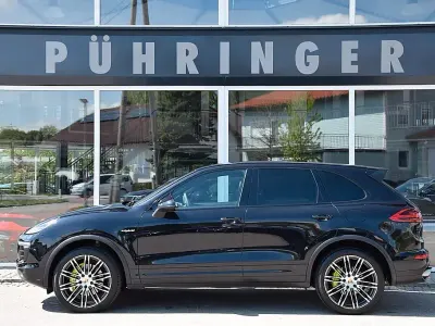 Gebraucht Porsche Cayenne 333 PS (244 kW) 2015 Schwarz SUV