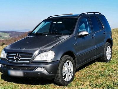 Gebraucht Mercedes ML500 292 PS (214 kW) 2002 Schwarz SUV