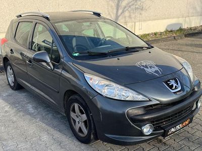 Grau Gebraucht 2009 Peugeot 207 Urban Move Kombi | 2.999 € (Fairer Preis)