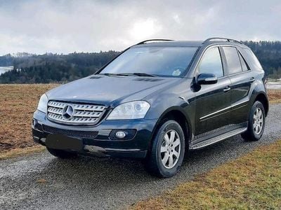 Gebraucht Mercedes ML320 AMG 224 PS (164 kW) 2006 Schwarz SUV