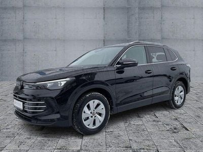Neu VW Tiguan IQ Drive 150 PS (110 kW) 2025 Schwarz SUV