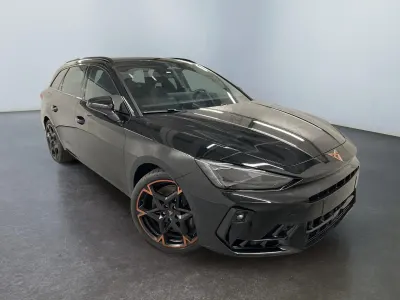 Neu Cupra Leon VZ 333 PS (244 kW) 2026 0e  midnight black met. Kombi