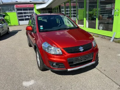 Gebraucht Suzuki SX4 Comfort 120 PS (88 kW) 2010 Rot Van / Kleinbus