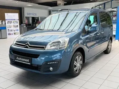 Gebraucht Citroën Berlingo SELECTION 99 PS (72 kW) 2018 Blau Van / Kleinbus