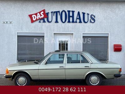 Gebraucht Mercedes 230 136 PS (100 kW) 1982 Grün Limousine
