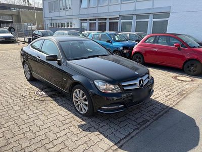 Gebraucht Mercedes C180 156 PS (114 kW) 2012 Schwarz Coupé