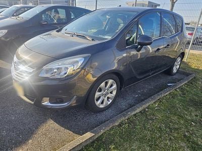Gebraucht Opel Meriva Innovation 110 PS (80 kW) 2016 Andere farben Van / Kleinbus