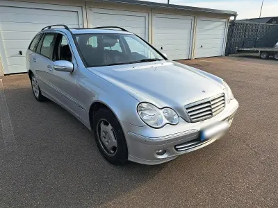 Gebraucht Mercedes C200 150 PS (110 kW) 2006 Silber Kombi