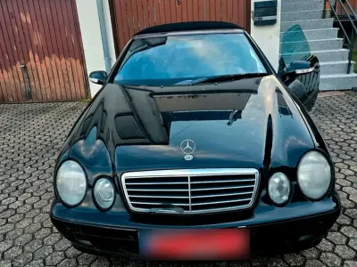 Gebraucht Mercedes CLK200 Avantgarde 163 PS (119 kW) 2002 Schwarz Cabrio