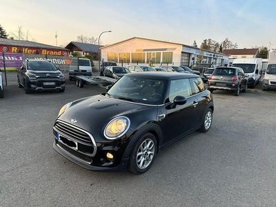 Gebraucht Mini Cooper 119 PS (87 kW) 2017 Schwarz Kleinwagen