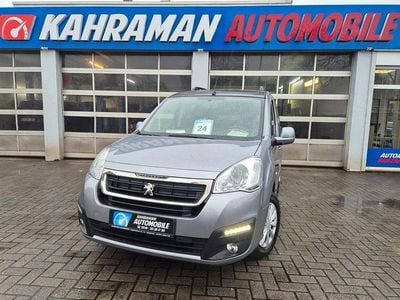 Gebraucht Peugeot Partner Tepee Active 120 PS (88 kW) 2015 Grau Van / Kleinbus