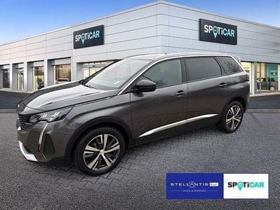 Gebraucht Peugeot 5008 Allure 131 PS (96 kW) 2024 Grau SUV