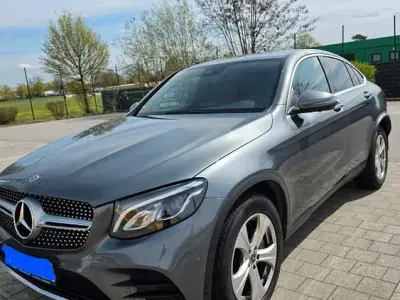 Gebraucht Mercedes GLC350 258 PS (189 kW) 2019 Grau Coupé