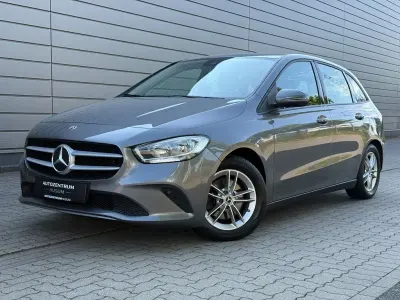 Gebraucht Mercedes B200 150 PS (110 kW) 2019 Grau Kleinwagen