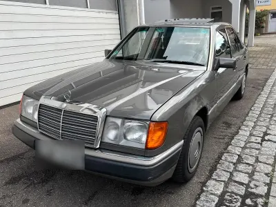 Gebraucht Mercedes 200 118 PS (86 kW) 1989 Limousine