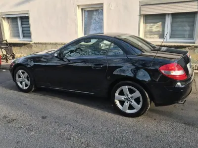 Gebraucht Mercedes SLK200 169 PS (124 kW) 2006 Schwarz Cabrio