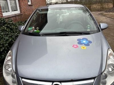 Gebraucht Opel Corsa Edition 69 PS (50 kW) 2009 Silber Kleinwagen