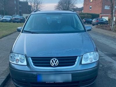Gebraucht VW Touran 106 PS (77 kW) 2005 Grau Van / Kleinbus
